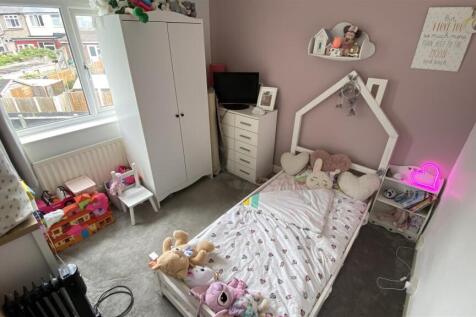 bedroom two.jpg