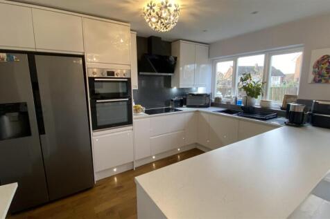 kitchen1.jpg