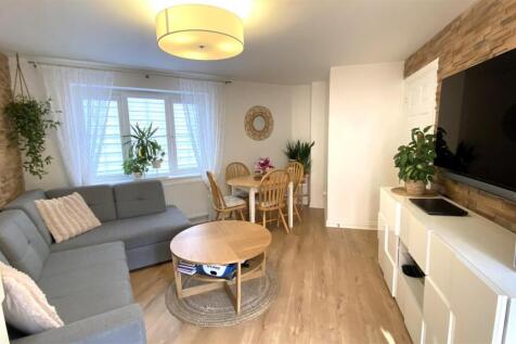 living room1.jpg