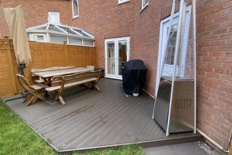 decking area.jpg