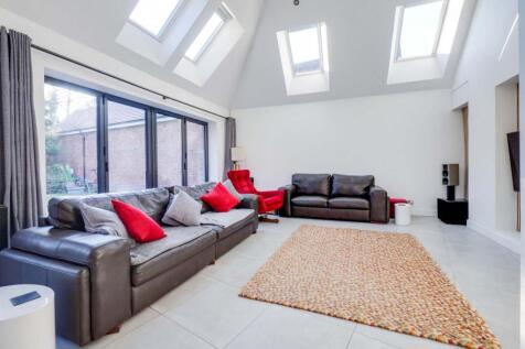 Open Plan Lounge Dining Room