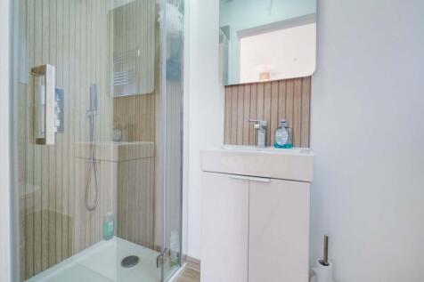 En-Site Shower Room