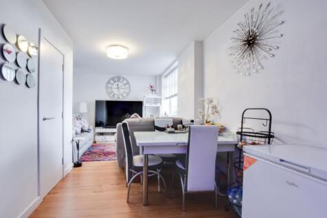 Open Plan Living Kitchen Breakfast Room