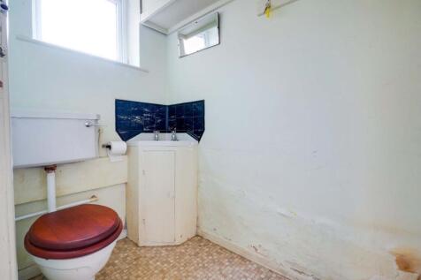 Ground Floor WC