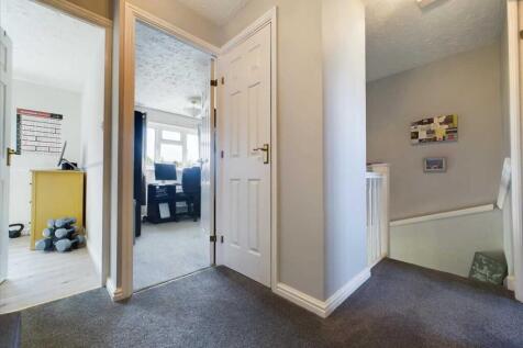 First floor landing