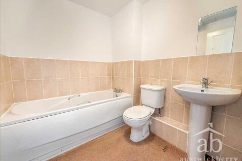 Main bathroom