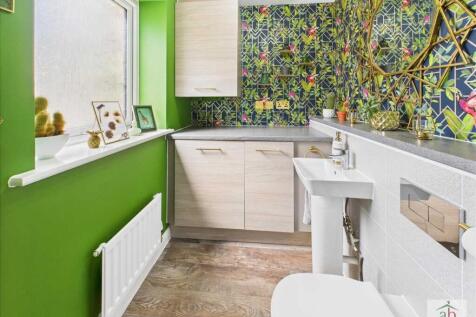Cloakroom/utility