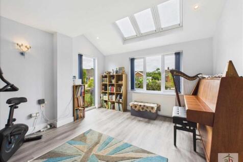 Property Image 8