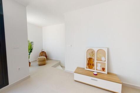 Property Image 101
