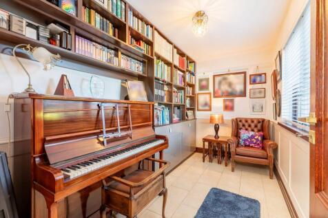 Property Image 9