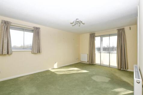 Living Room.jpg