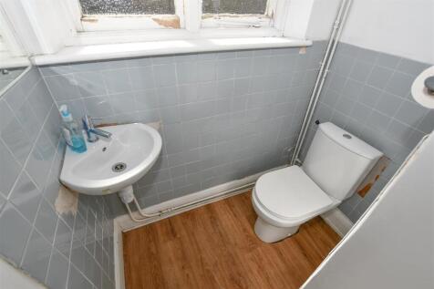 Downstiars WC.jpg