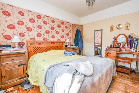 Bedroom 1.2 .jpg