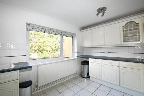Kitchen .jpg