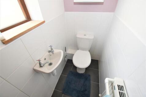Downstairs WC.jpg