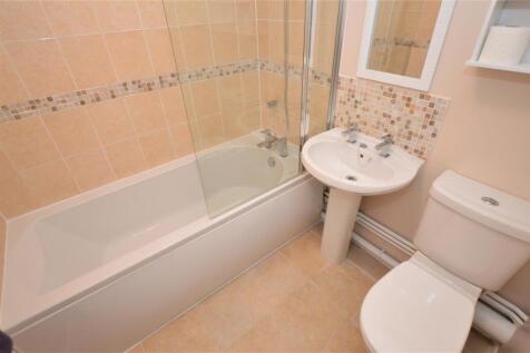 Bathroom.jpg