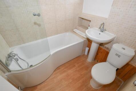 Bathroom.jpg