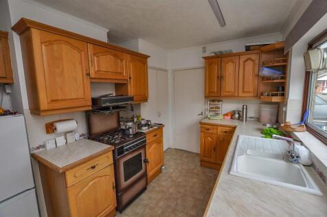 Kitchen..jpg