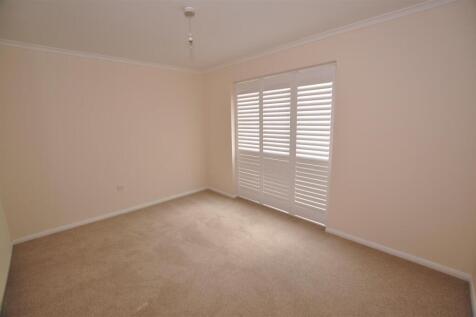 bedroom.JPG