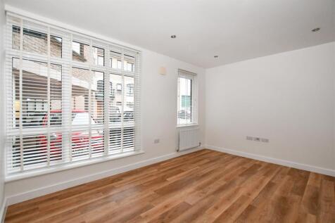 Open Plan Living Room &amp; Kitchen  .jpg