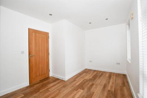 Bedroom One.jpg