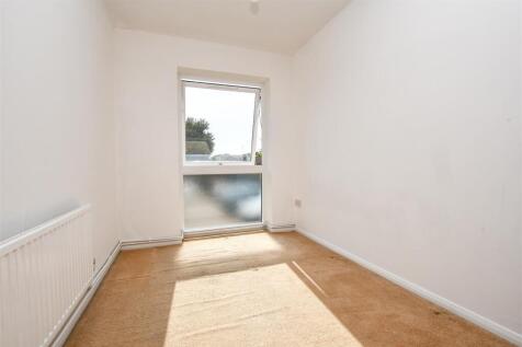 Bedroom 2.jpg