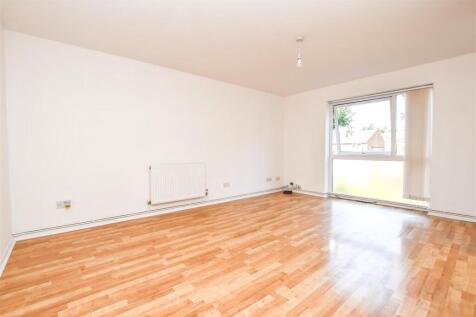 Living Room 1.jpg
