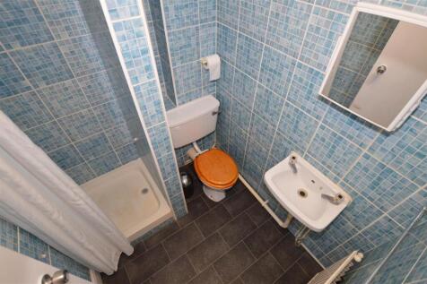 shower room.JPG