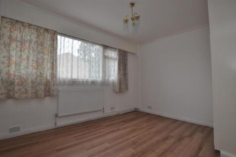 bedroom one.JPG