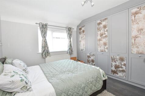 Master Bedroom.jpg