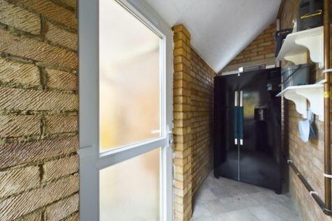 Boot Room/Utility 2