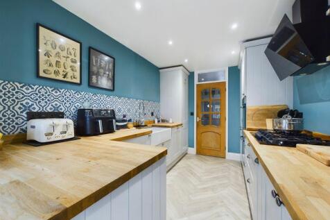 Kitchen pic 3