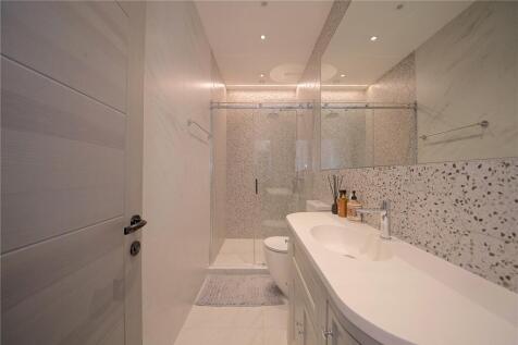 Shower Room G/F