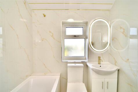 Ground Floor Shower