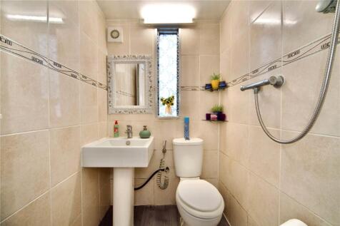 Ground Floor Shower
