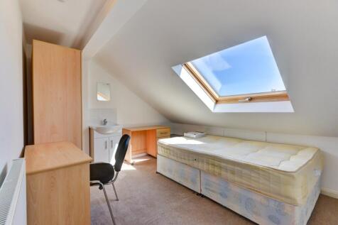 23 Hollingbury Road Bedroom 7 (2)