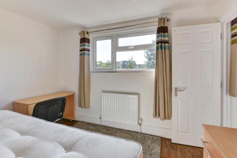 29 Hollingbury Road Bedroom 5 (2)