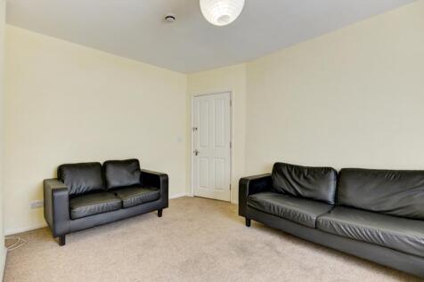 183 Elm Grove Lounge (2)