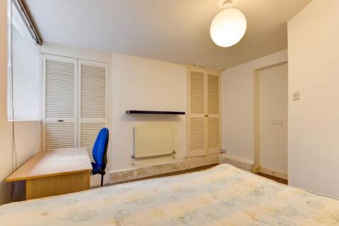 19 Ditchling Road Bedroom 2 (2)