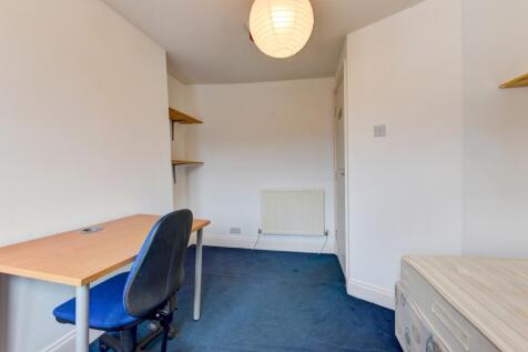 19 Ditchling Road Bedroom 8 (2)
