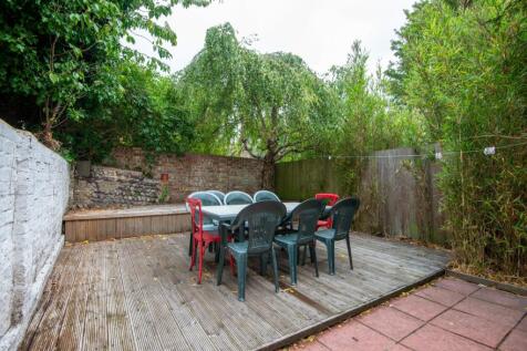 16UHR Outside Area (2)