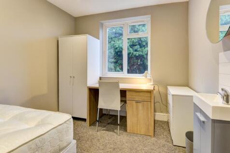 28 Caledonian Road Bedroom 2