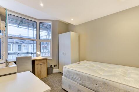 28 Caledonian Road Bedroom 4