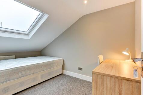 28 Caledonian Road Bedroom 6