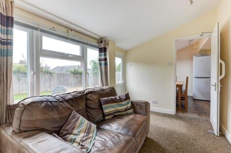 24 Hollingbury Place Lounge (2)