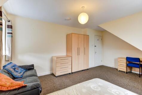 24 Hollingbury Place Bedroom 7 (2)