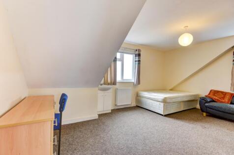 24 Hollingbury Place Bedroom 7