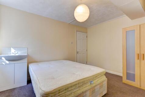 93 Stanmer Villas Bedroom 1