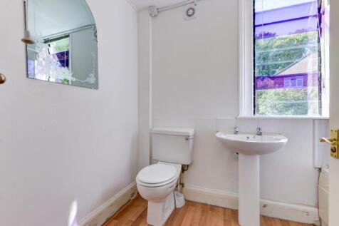 93 Stanmer Villas Bathroom 1 (2)