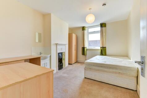 2 Nesbitt Road Bedroom 1